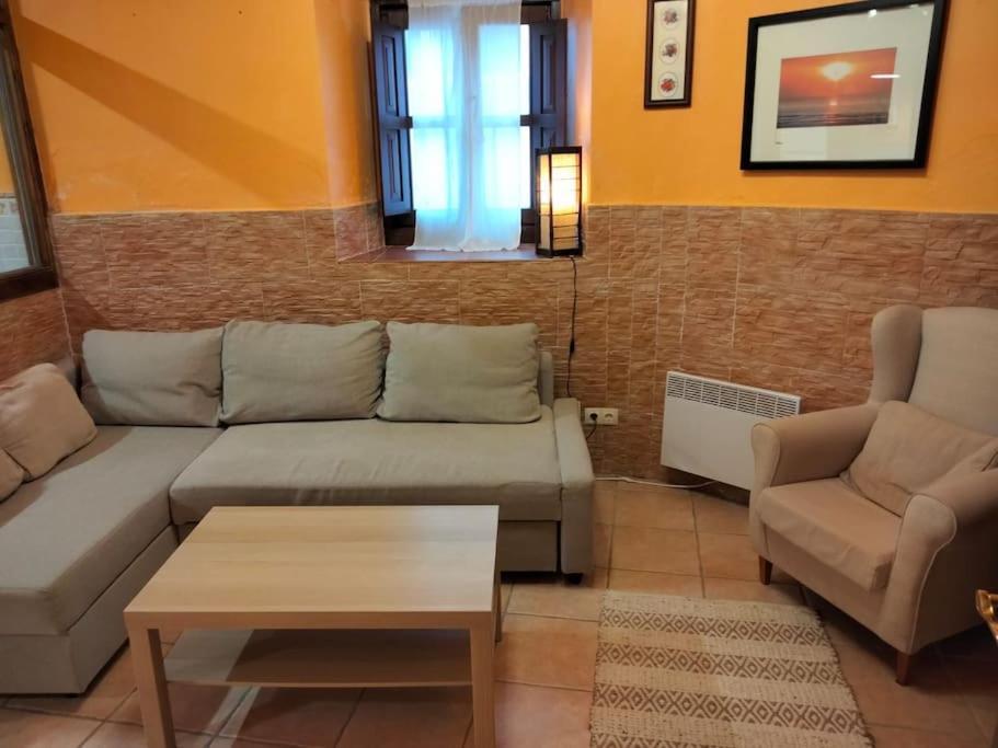 Villa La Casina Roja - Santolaya De Cabranes à Arboleya Extérieur photo